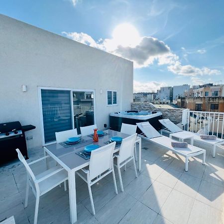 Апартаменты Poseidon Court Penthouse Superior Сент-Полс-Бей Экстерьер фото