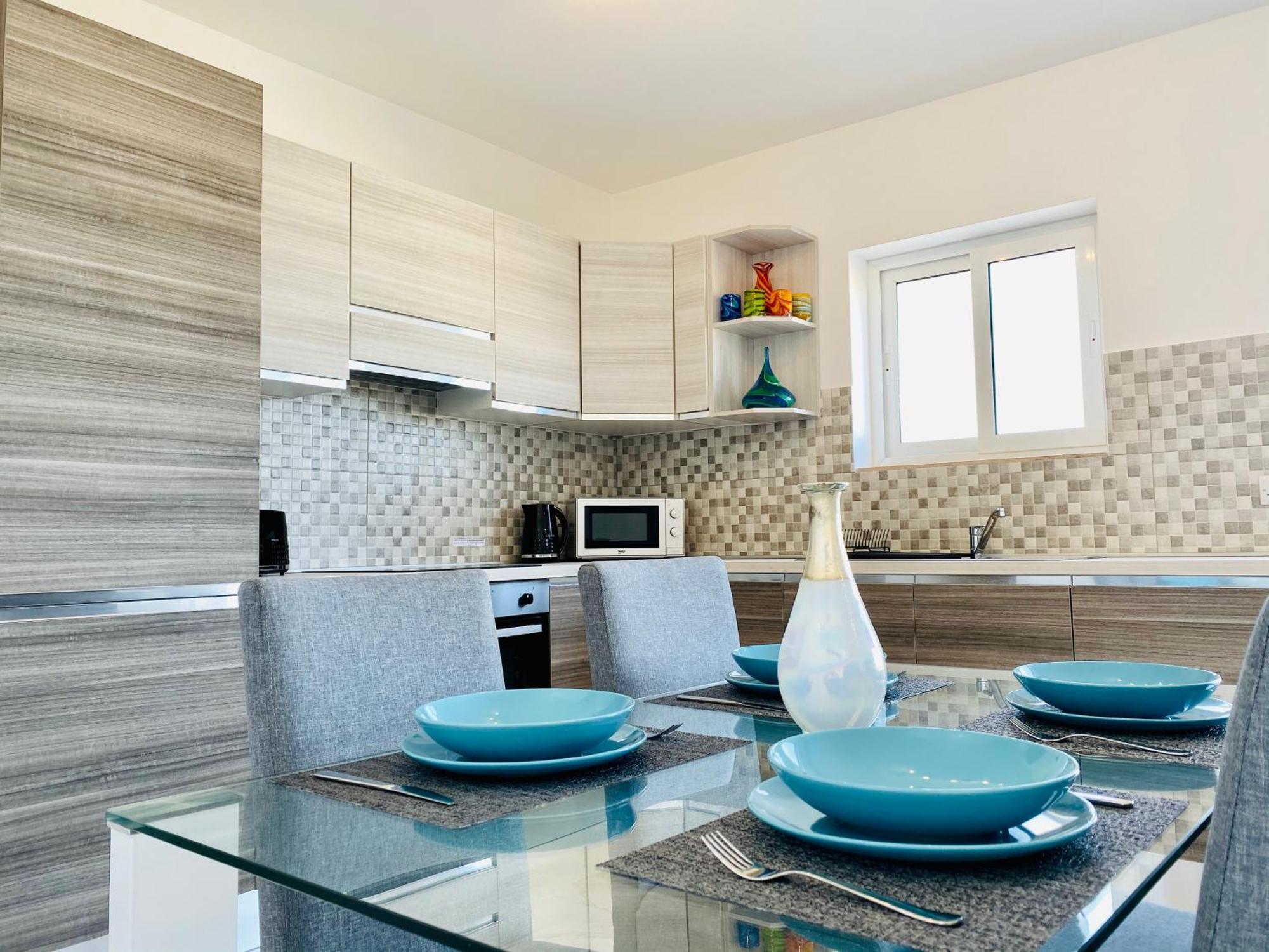 Апартаменты Poseidon Court Penthouse Superior Сент-Полс-Бей Экстерьер фото